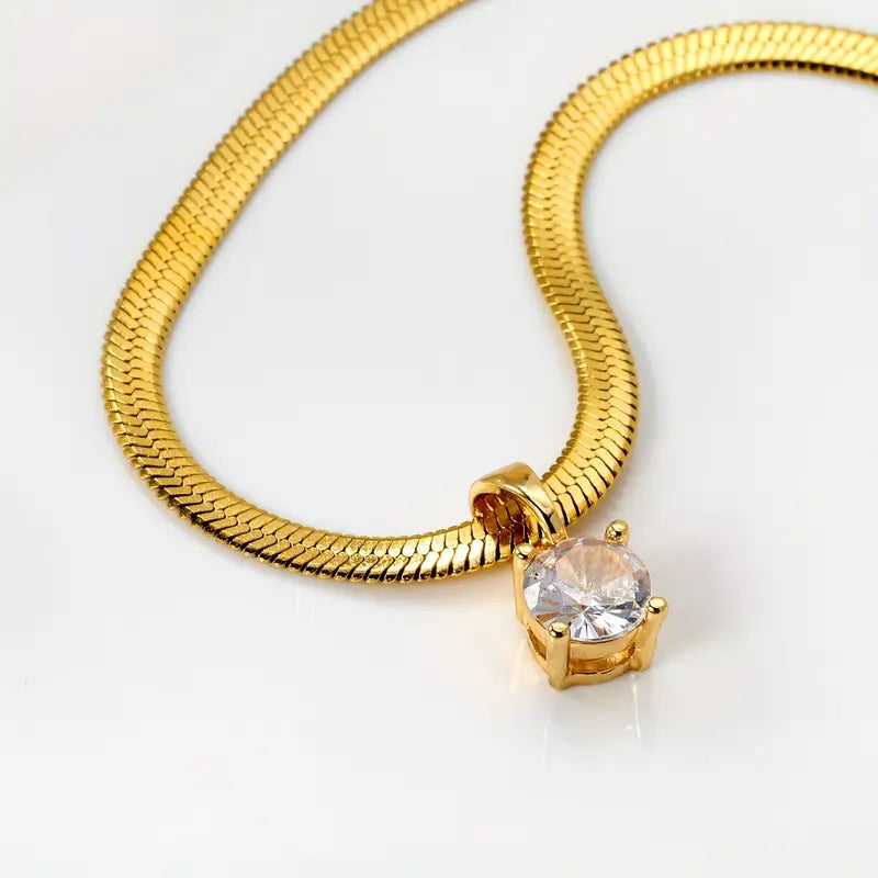 Krave med Elegant Rhinestone Vedhæng | Guld