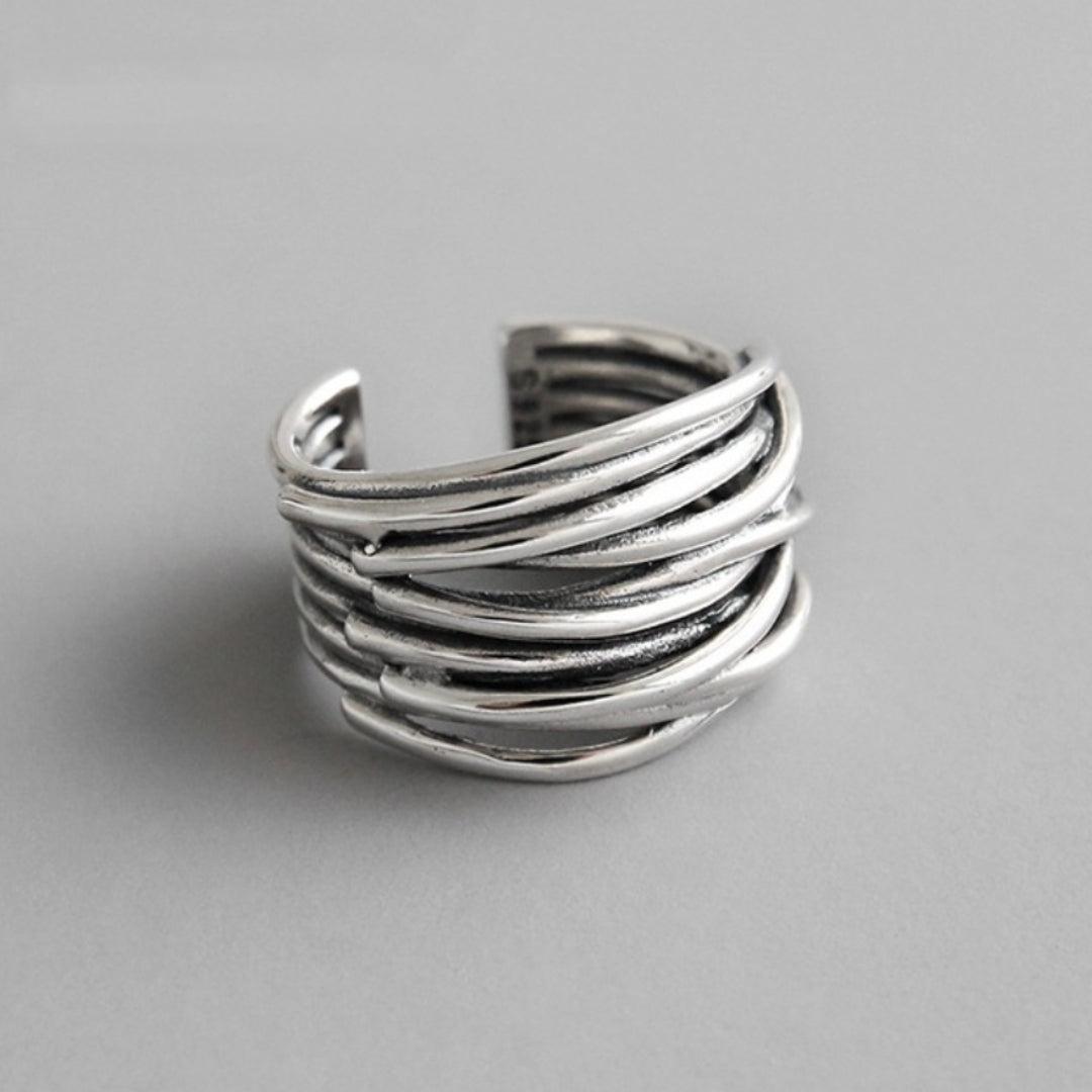Justerbar sølv lagdelt ring