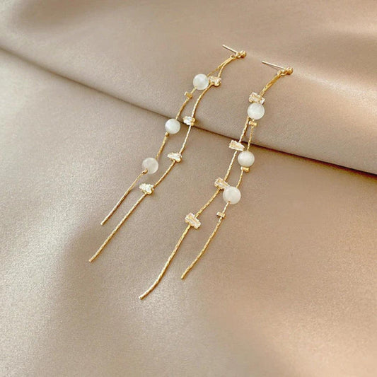 Elegante hængende øreringe med perler og zirconia