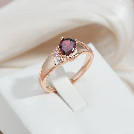 Oval Rød Naturlig Zircon Ring