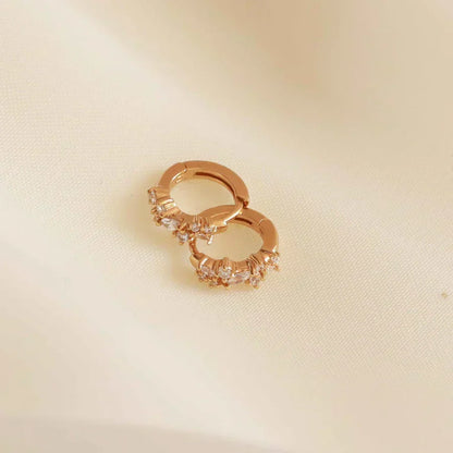 Aretes Huggie af Krystalklase | Guld