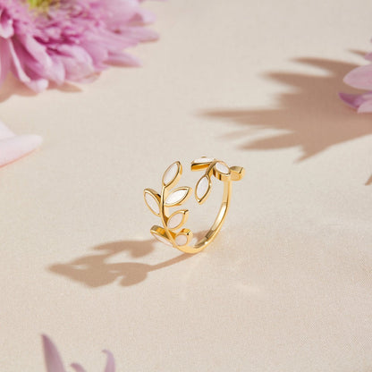 Guldblad Motif Ring