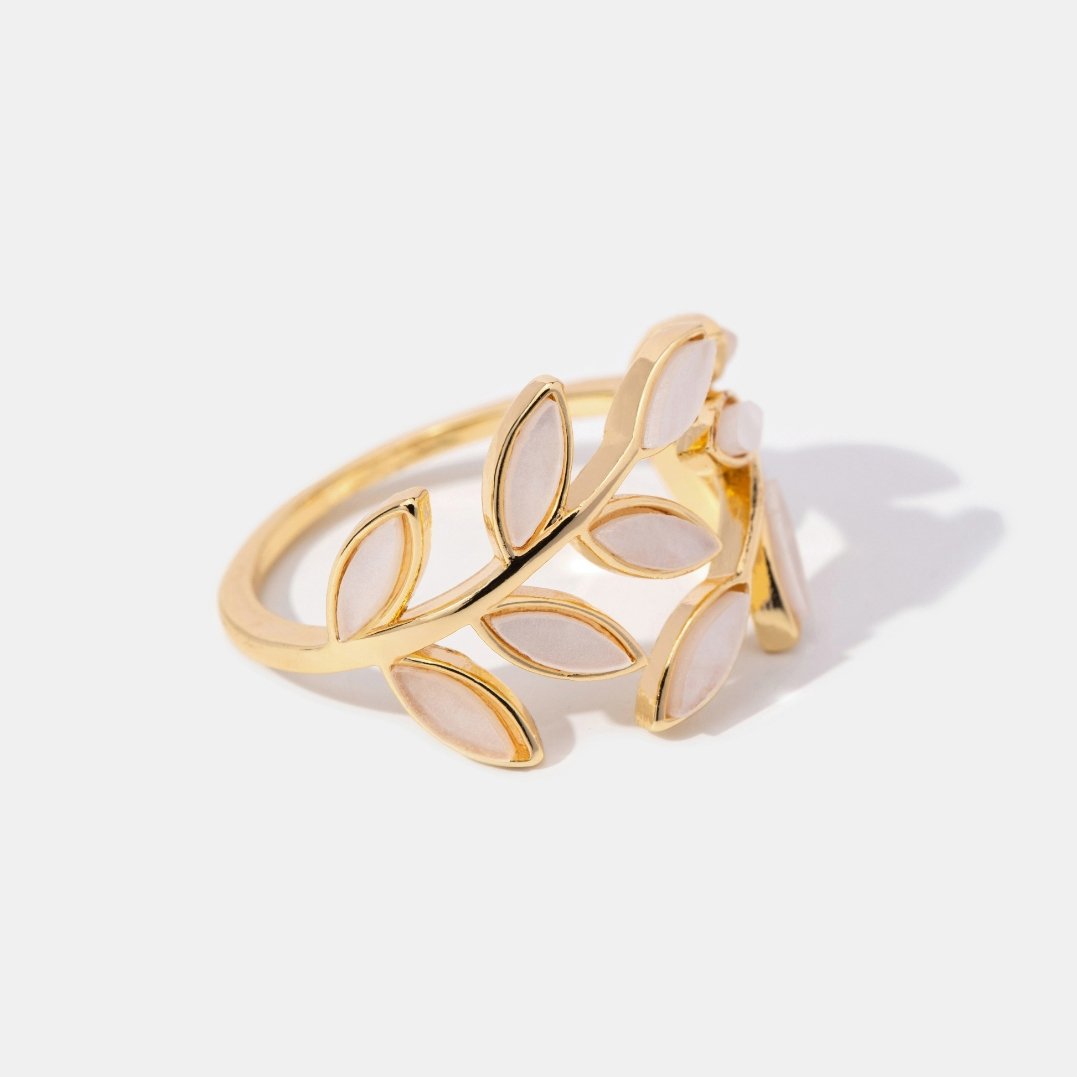 Guldblad Motif Ring