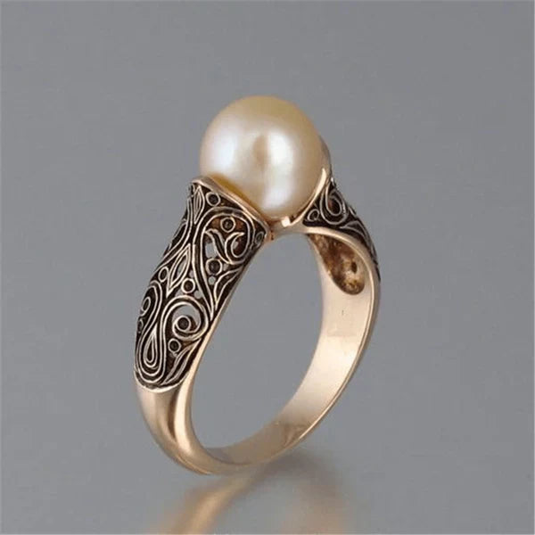 1+1 Tilbud: Elegante Guldperleøreringe + Vintage guld ring med en fancy perle